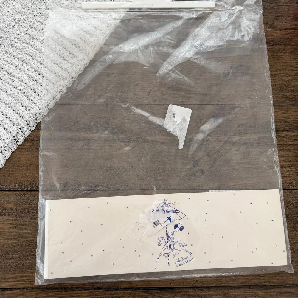 Julius Berger Baby Christening Blanket‎ White Acrylic Lace Blue Ribbon USA 40x40